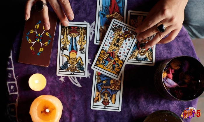 Phương pháp online là một lựa chọn lý tưởng cho những ai ở xa tarot reader